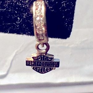 Harley Davidson small 10kt gold diamonds earring